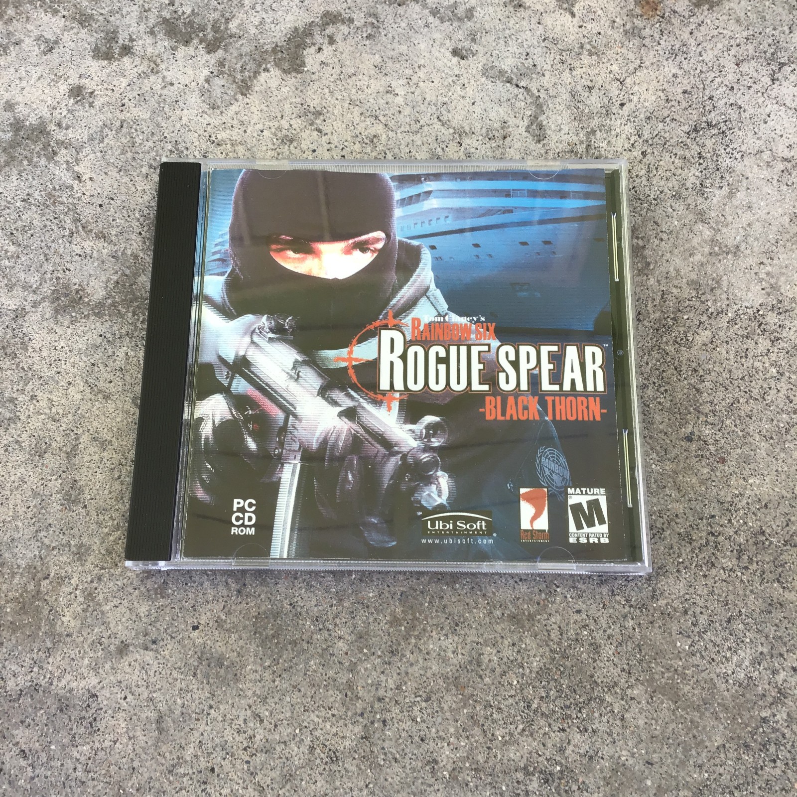 Rainbow Six Rogue Spear Black Thorn Tom Clancy PC CD ROM Ubi Soft 2001