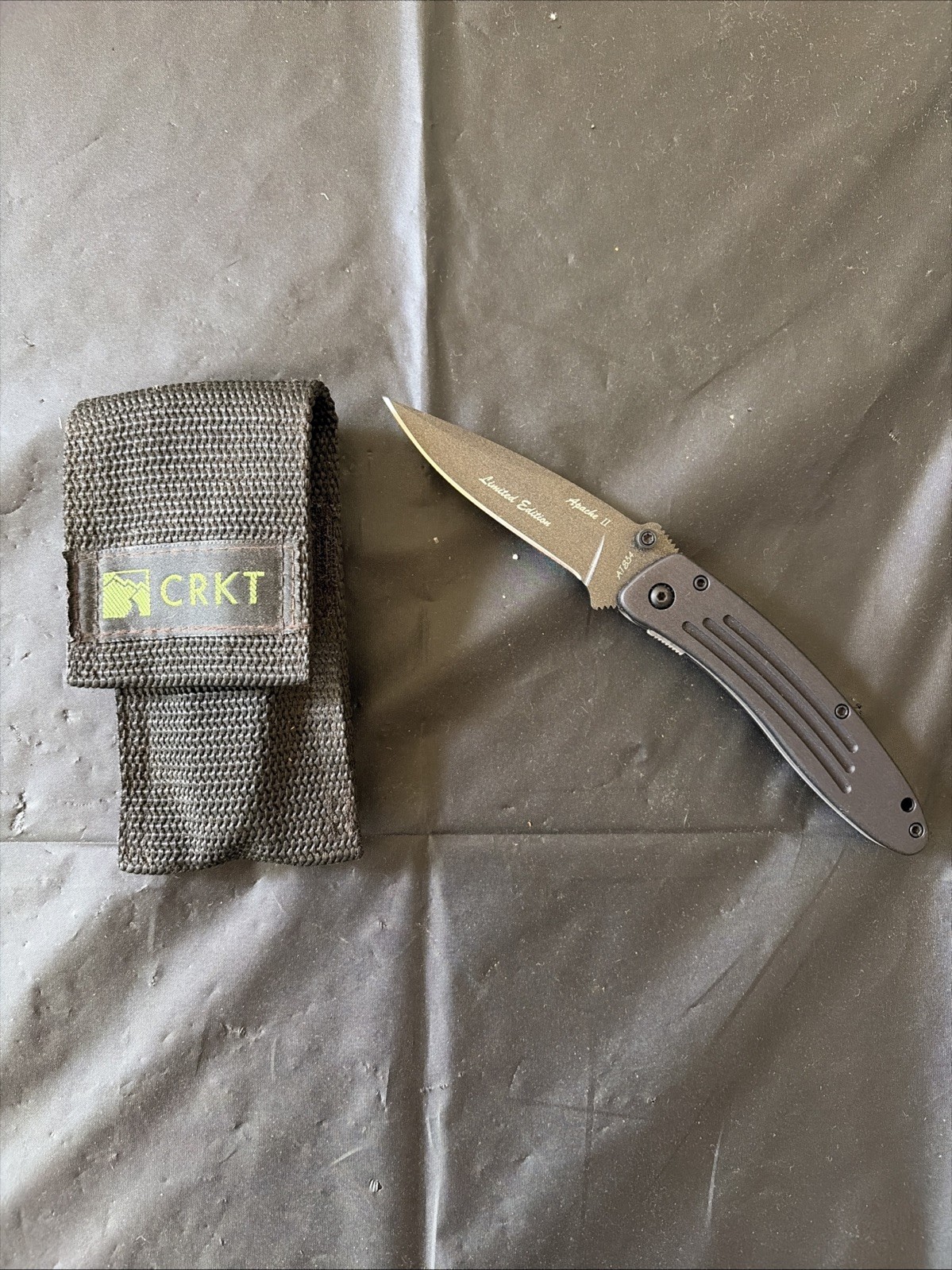 Vintage CRKT 7002B Apache II Folding Knife ATS-34 With CRKT Sheath - NEW