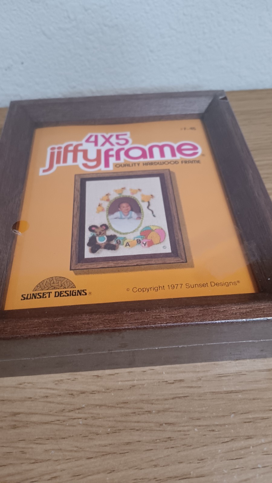 Vintage Sunset Designs Jiffy Hardwood 4x5 Frame New Sealed Retro