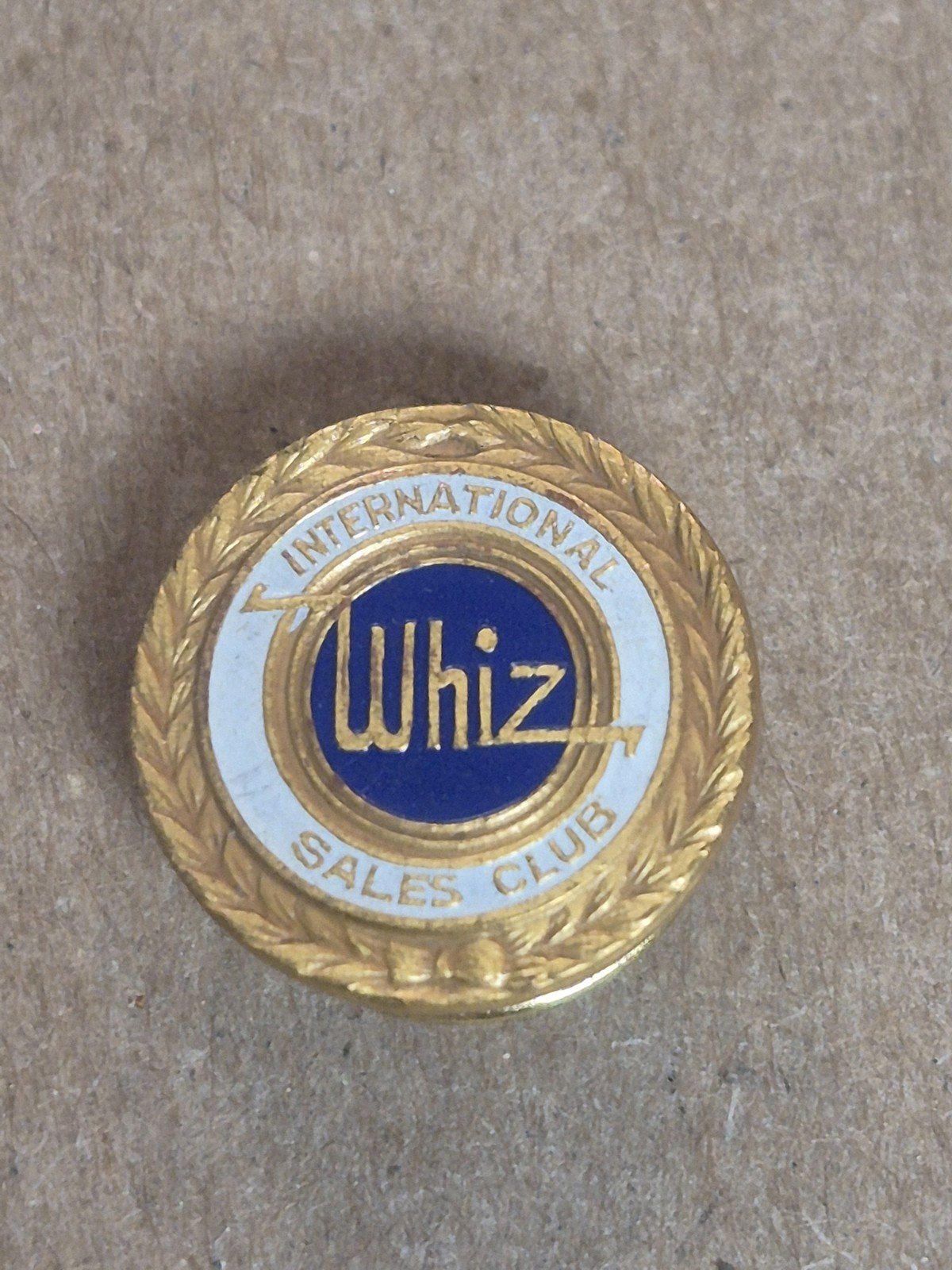 WHIZ INTERNATIONAL SALES CLUB LAPEL PIN JP837