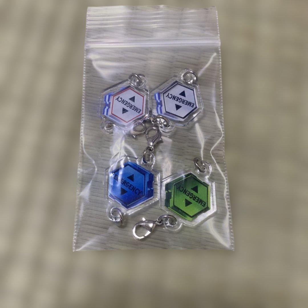 Eva 15 Acrylic Keychain 4-Piece Set