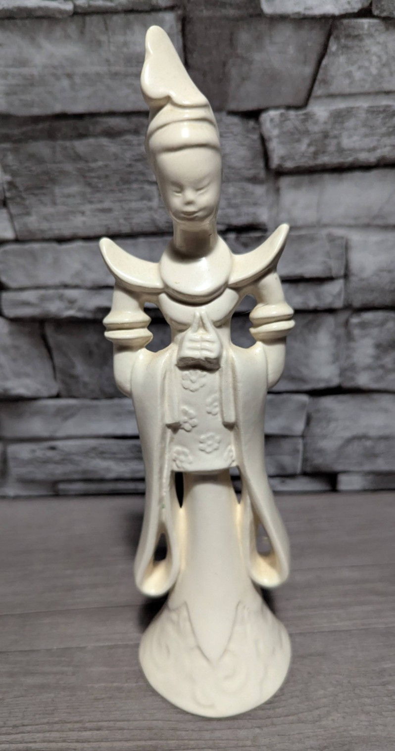 Vth White Ceramic 9.75” Asian Figurine Chinese Japanese Art Decor Statue