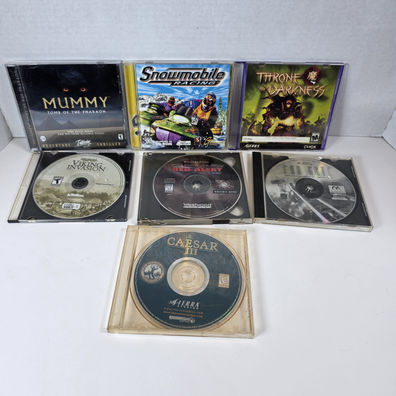 Lot Of 7 Pc Games , Mummy, Ceasar 3,  Red Alert, Viking Invasion