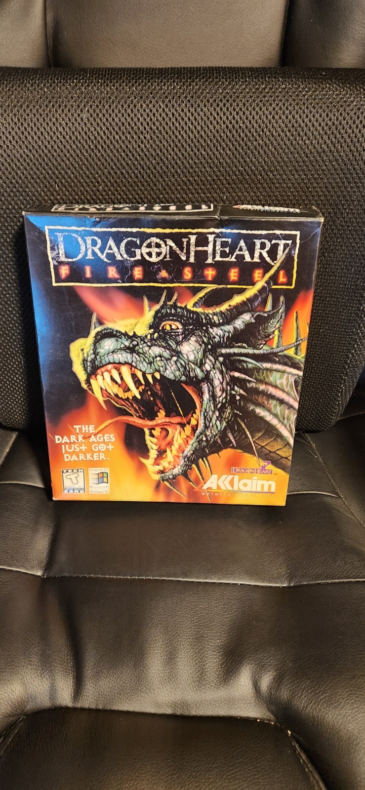 DragonHeart Fire and Steel Computer Game Windows 95 Version CIB 