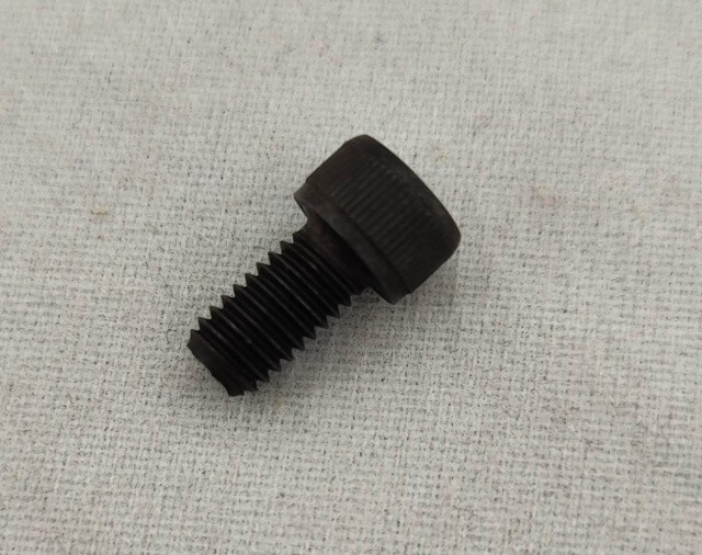 Coil Stop screw x 4  pinball 10-32 x 3/8″ 4010-01066-06 237-6389-00