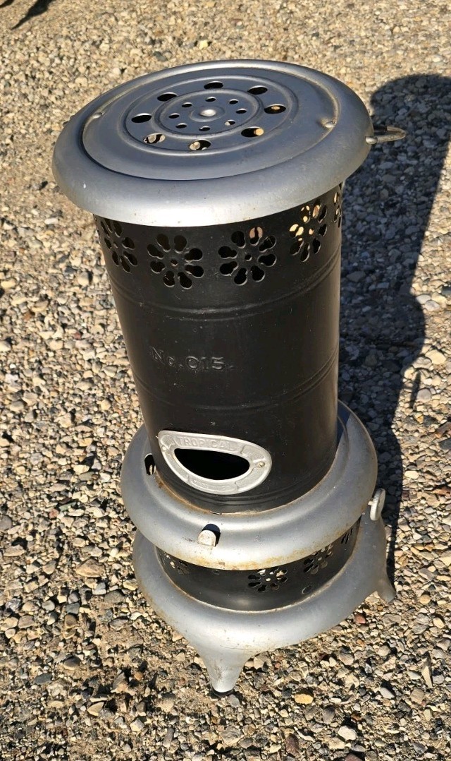 Antique Early 1900s TROPICAL Smokeless Oil Heater Rare no. 015