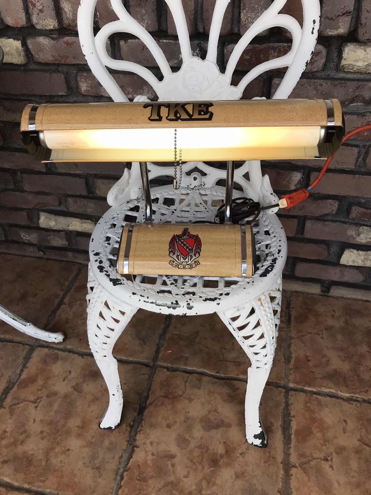 Pristine Vintage TKE Tau Kappa Epsil SDSU University Fraternity Office Desk Lamp