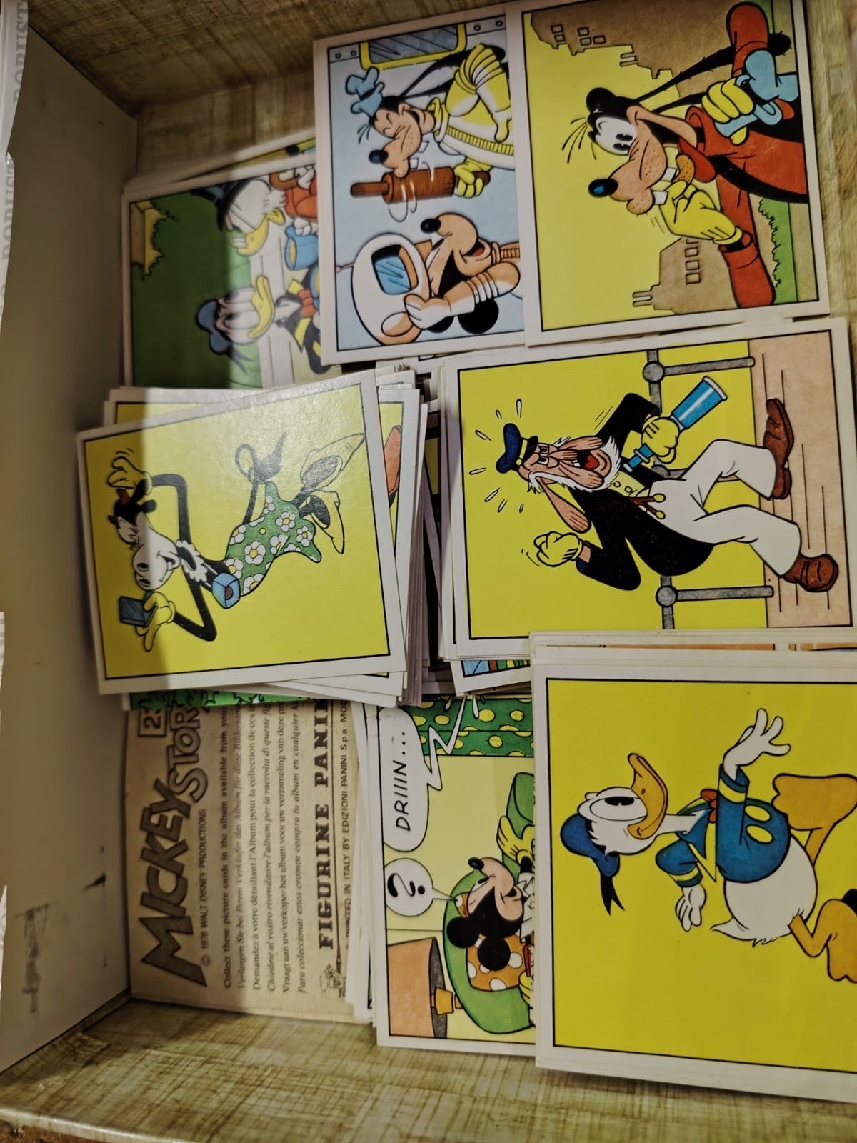 Mickey mouse story panini 1978  100 sickers lot