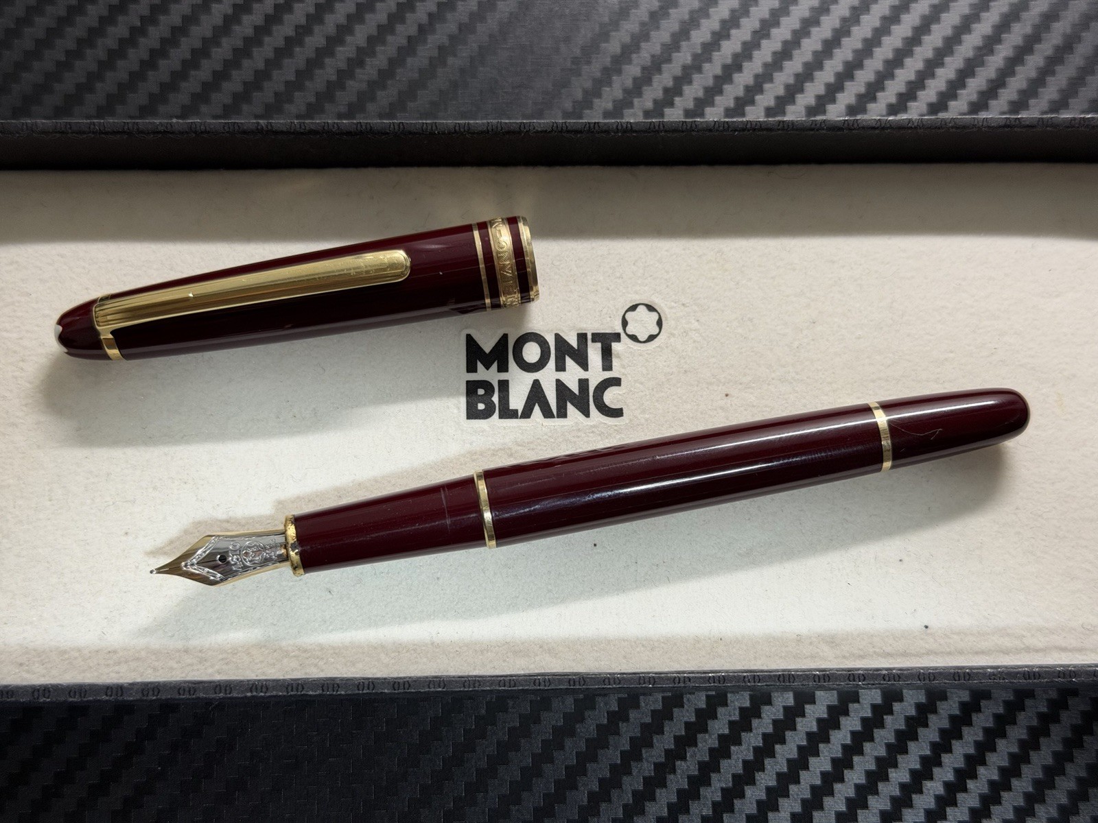 Montblanc Meisterstück 144 Bordeaux Bicolor F Fountain Pen Very Good