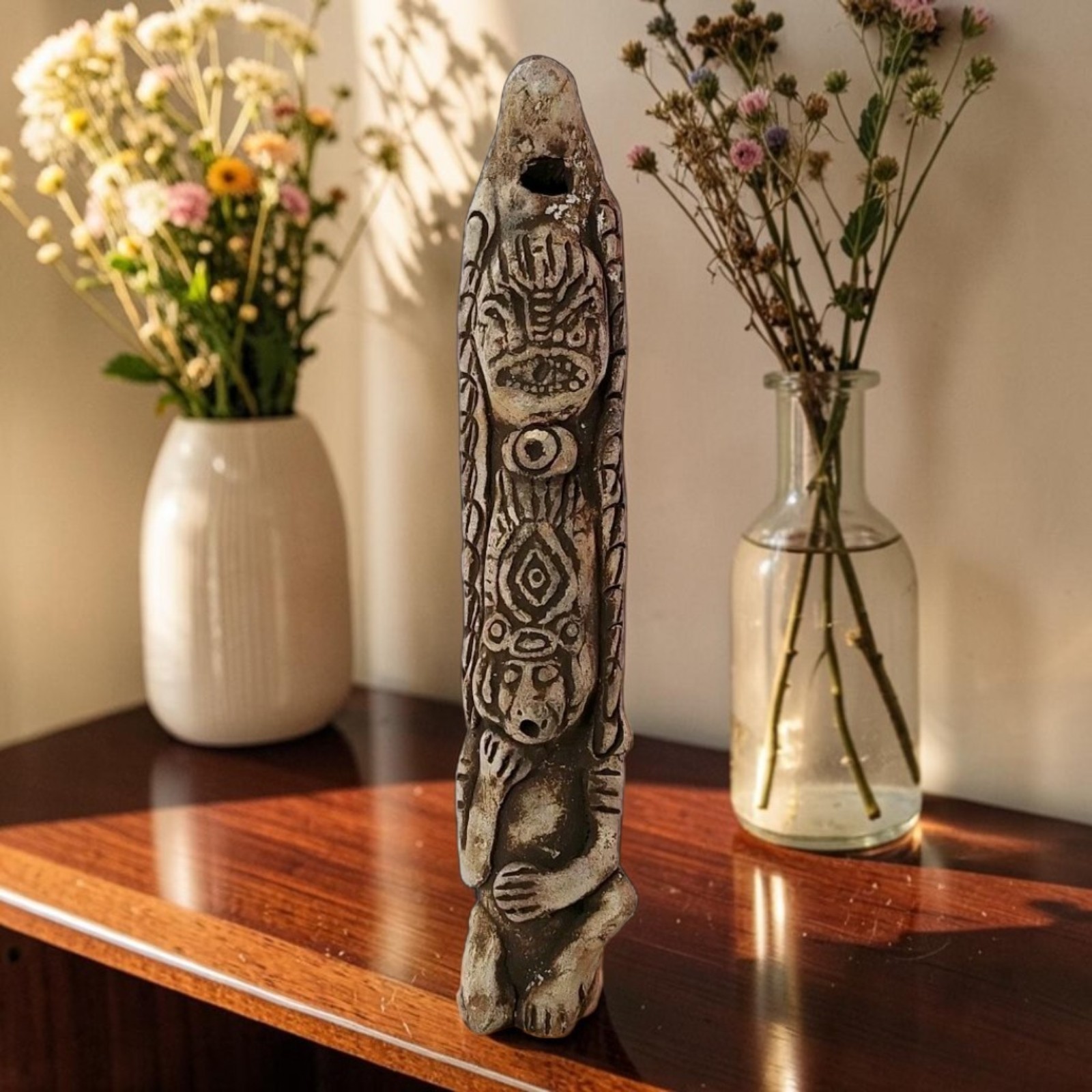 Vtg Aztec/Mayan Style Handmade Flute Totem W/Monkey & Reptile Figures 10\