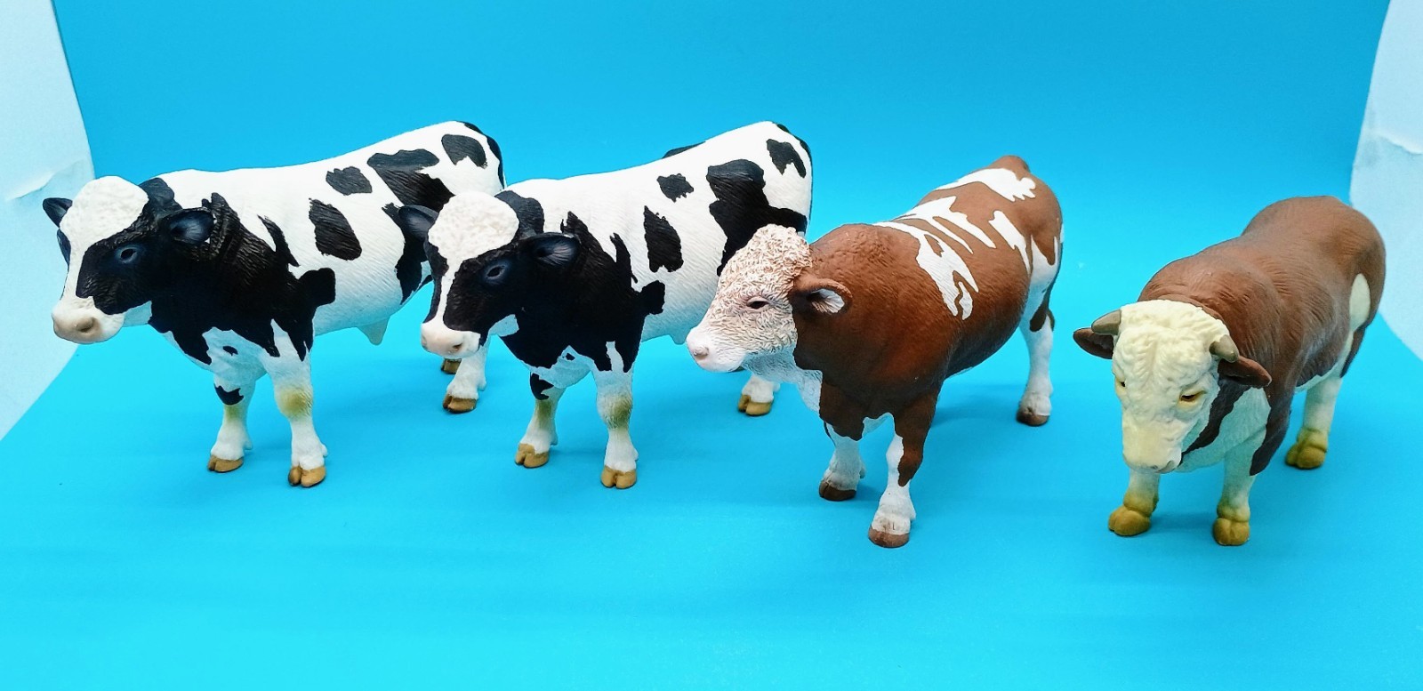 Lot of 4 Schleich Bulls - Hereford, Simmental, 2 Holstein - Good Condition