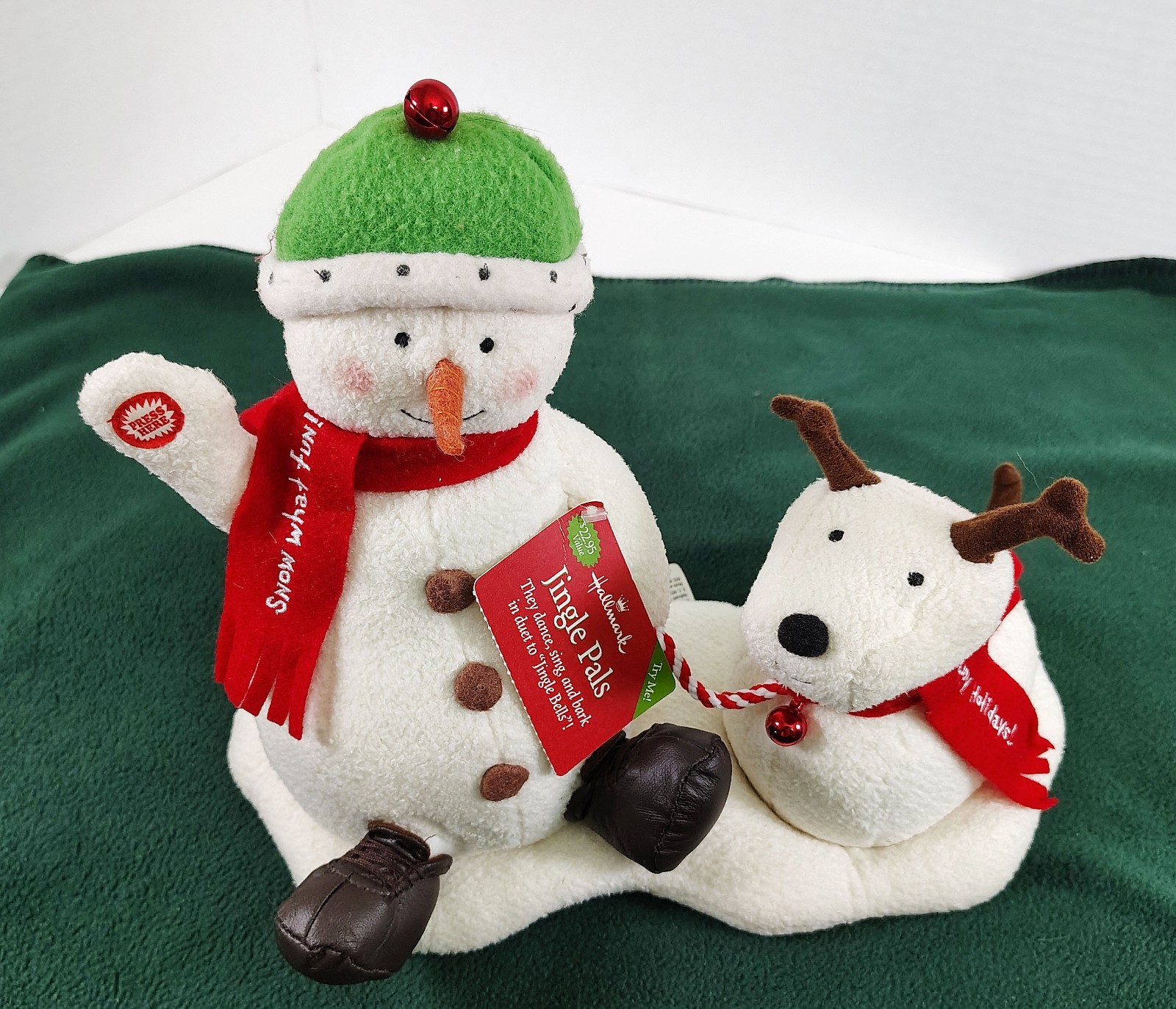 2004 Jingle Pals HALLMARK Singing Snowman & Dog ORIGINAL TAG ~ Short Video
