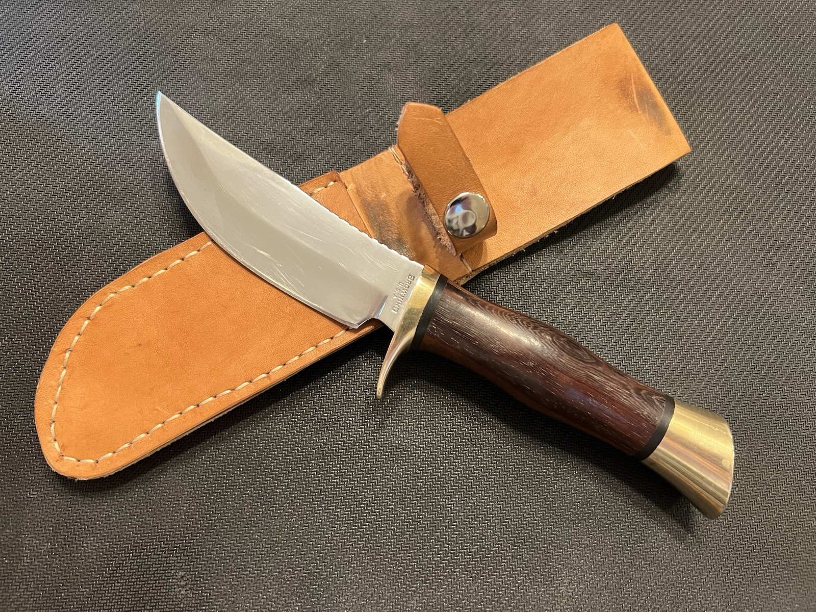 Vintage BROWNING USA Model 4518 Wood Sportsman's Knife w/ Sheath - EXCELLENT