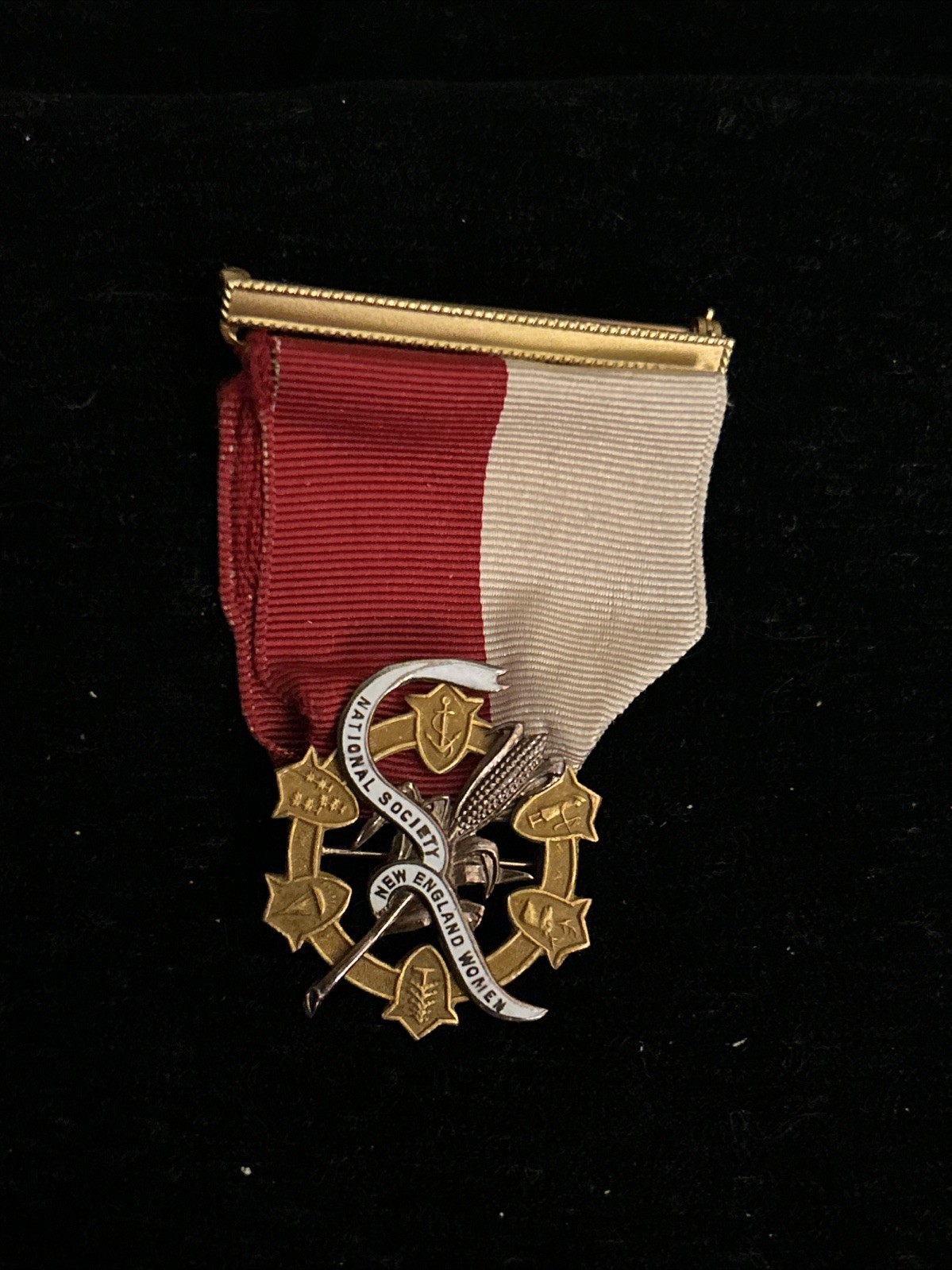 Vintage 14K Gold National Society of New England Women Membership Medal No. 8713