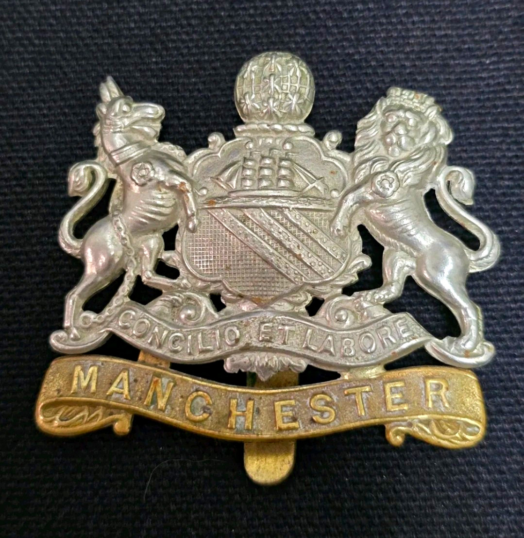 Edwardian-WWI Era The Manchester Regiment British Army Military Cap Badge
