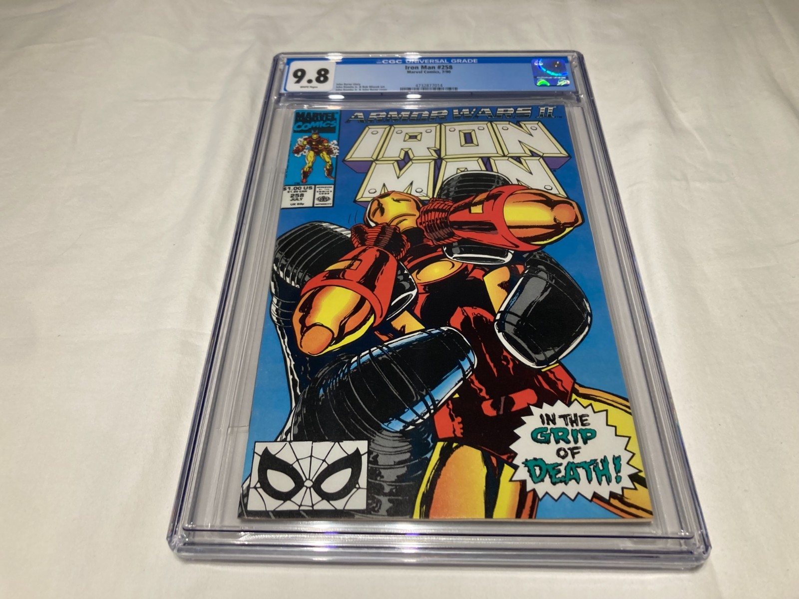 Iron Man 258 CGC 9.8 NM/M White Pages Copper Age Armor Wars 1990