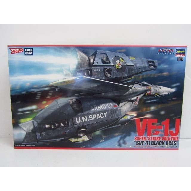 Hasegawa Macross VF-1J Super Strike Valkyrie SVF-41 Black Aces plastic Model