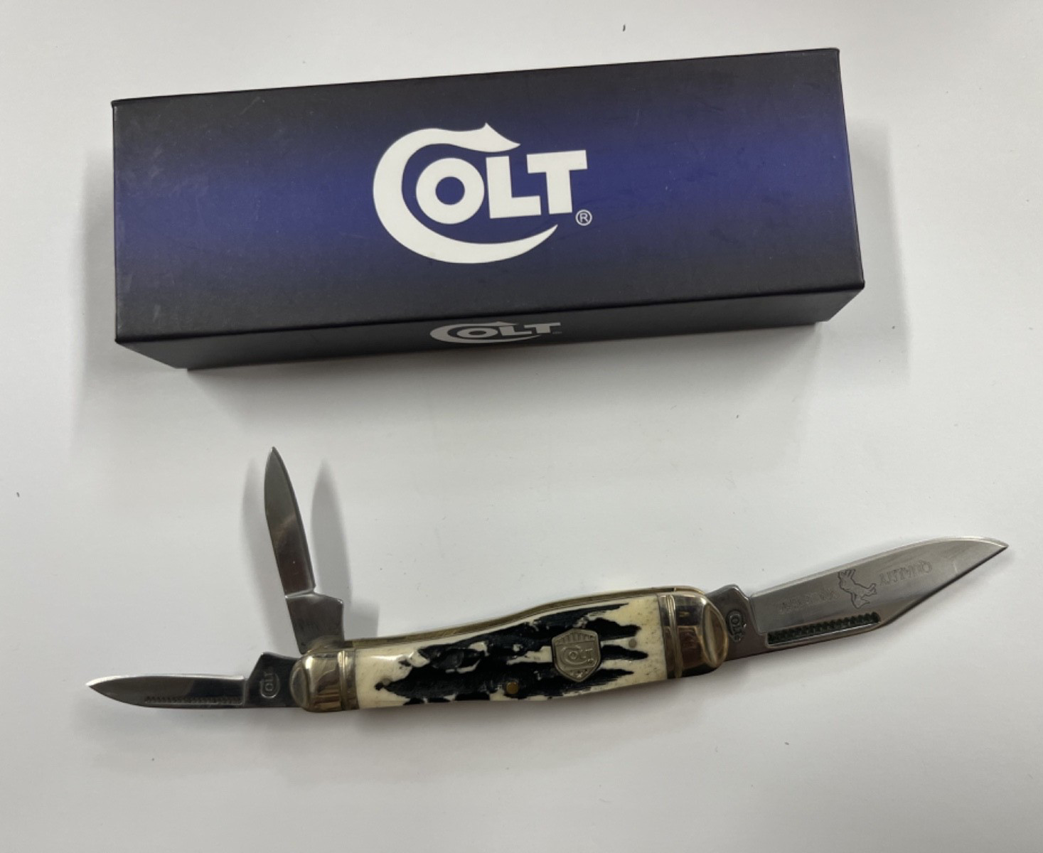 Colt Knife CT317BS -3 Blade Gunstock Whittler Knife-New in Box