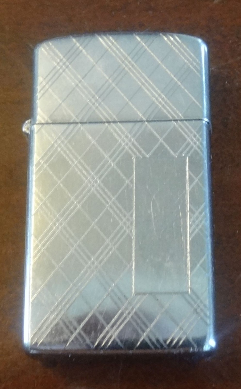 Vintage 1962 Slim Flat Bottom Engravable Plaid Pattern Zippo Lighter