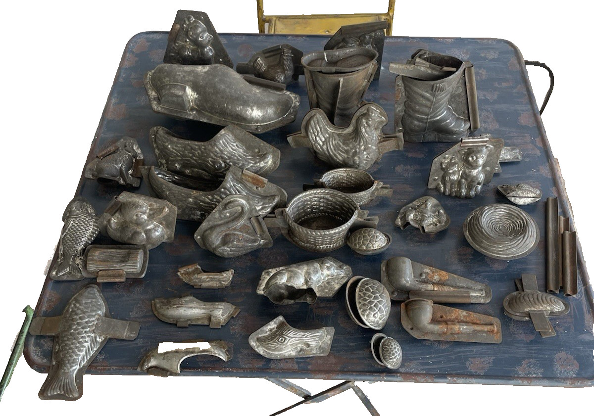 IMPORTANT LOT 30+ ANTIQUE MATFER CHOCOLATE MOLDS - CONFECTIONER CHOCOLATE MAKER - XXth