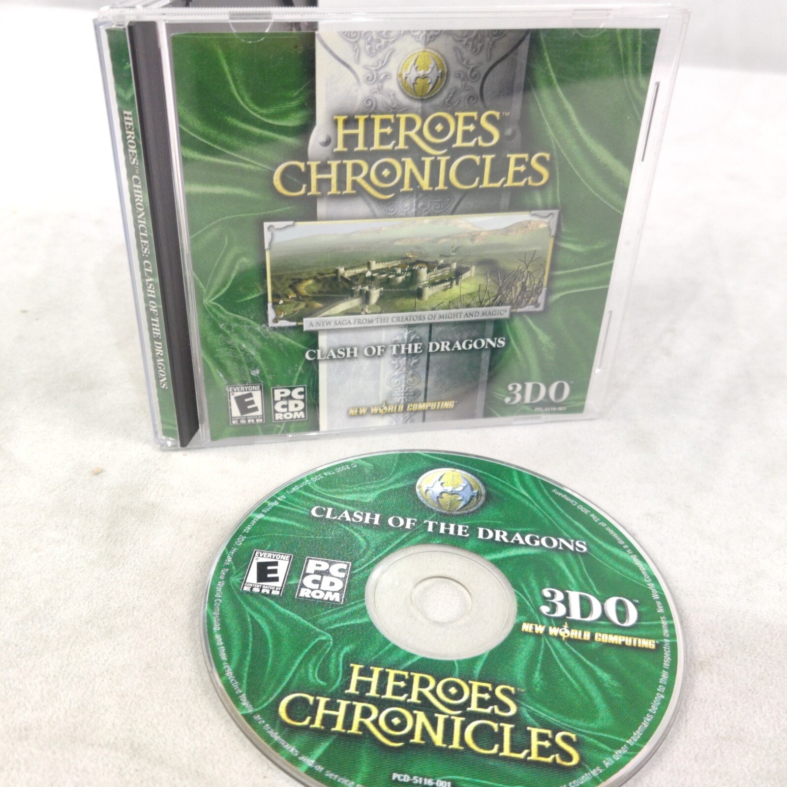 HEROES CHRONICLES Clash of the Dragons PC Video Game 3DO CD (HEAVILY SCRATCHED)