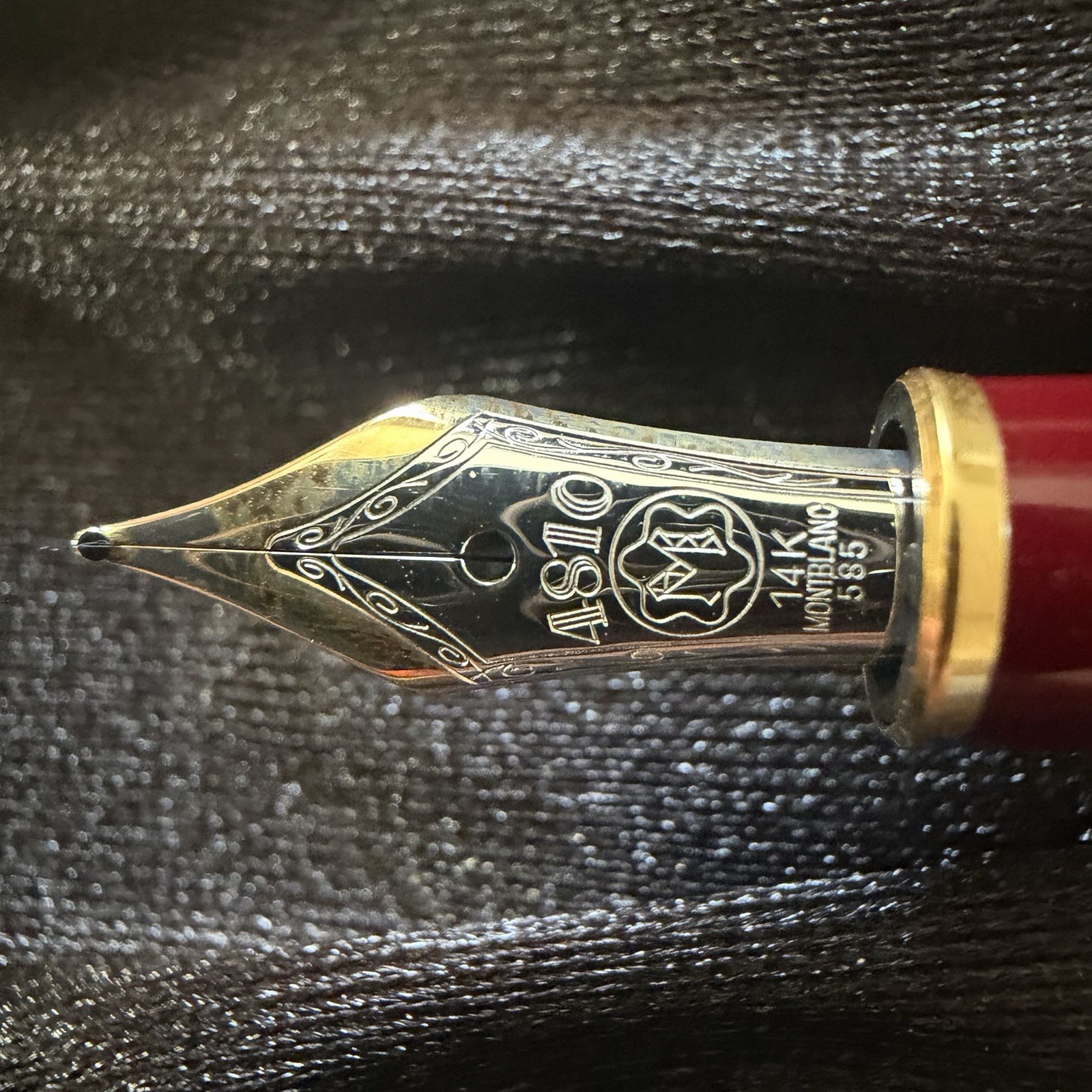 Montblanc Meisterstück 144R 4810 Bordeaux Fountain Pen 14K Nib Box Guide