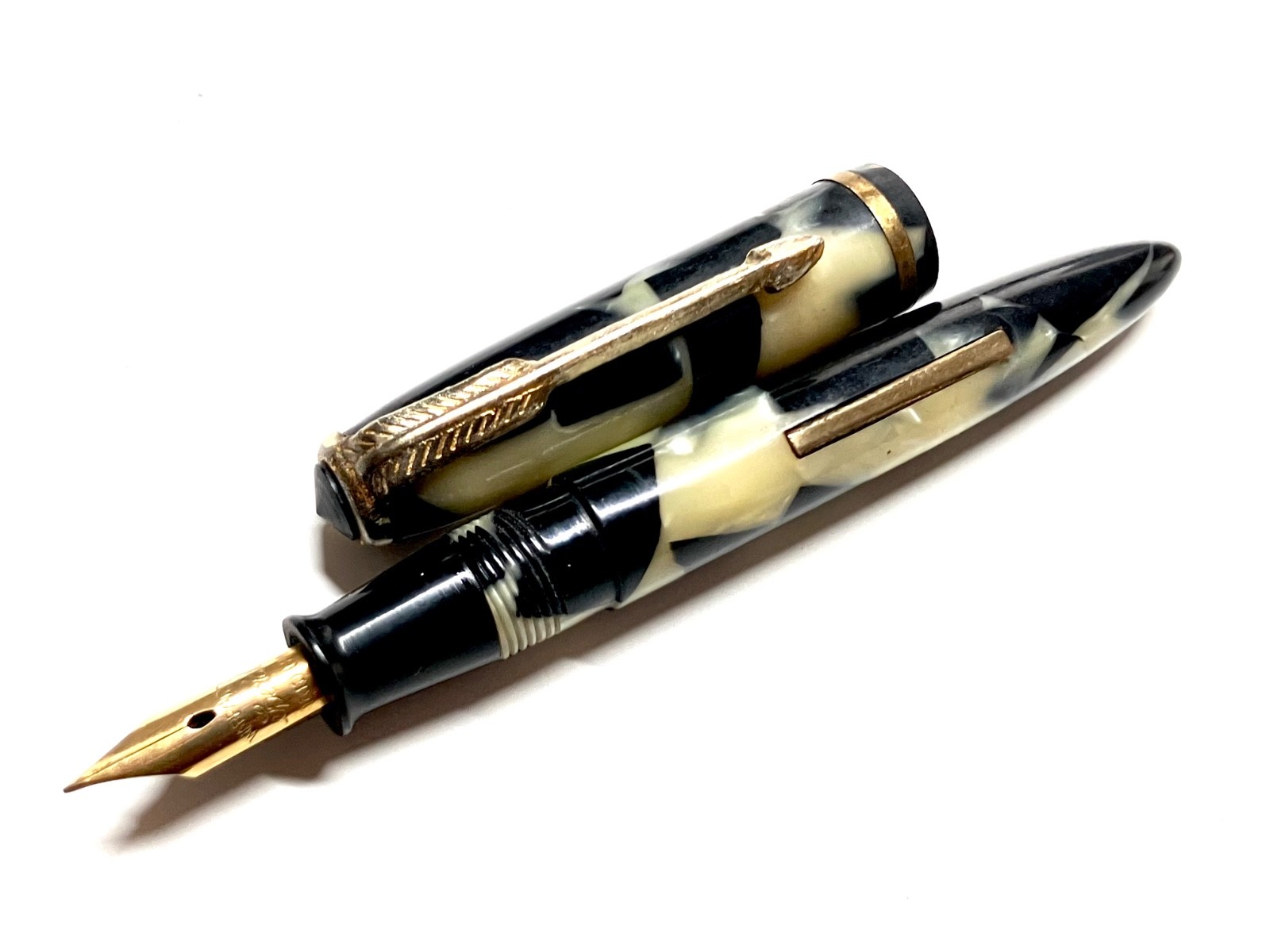 Japanese vintage celluloid small fountain pen unused 10cm