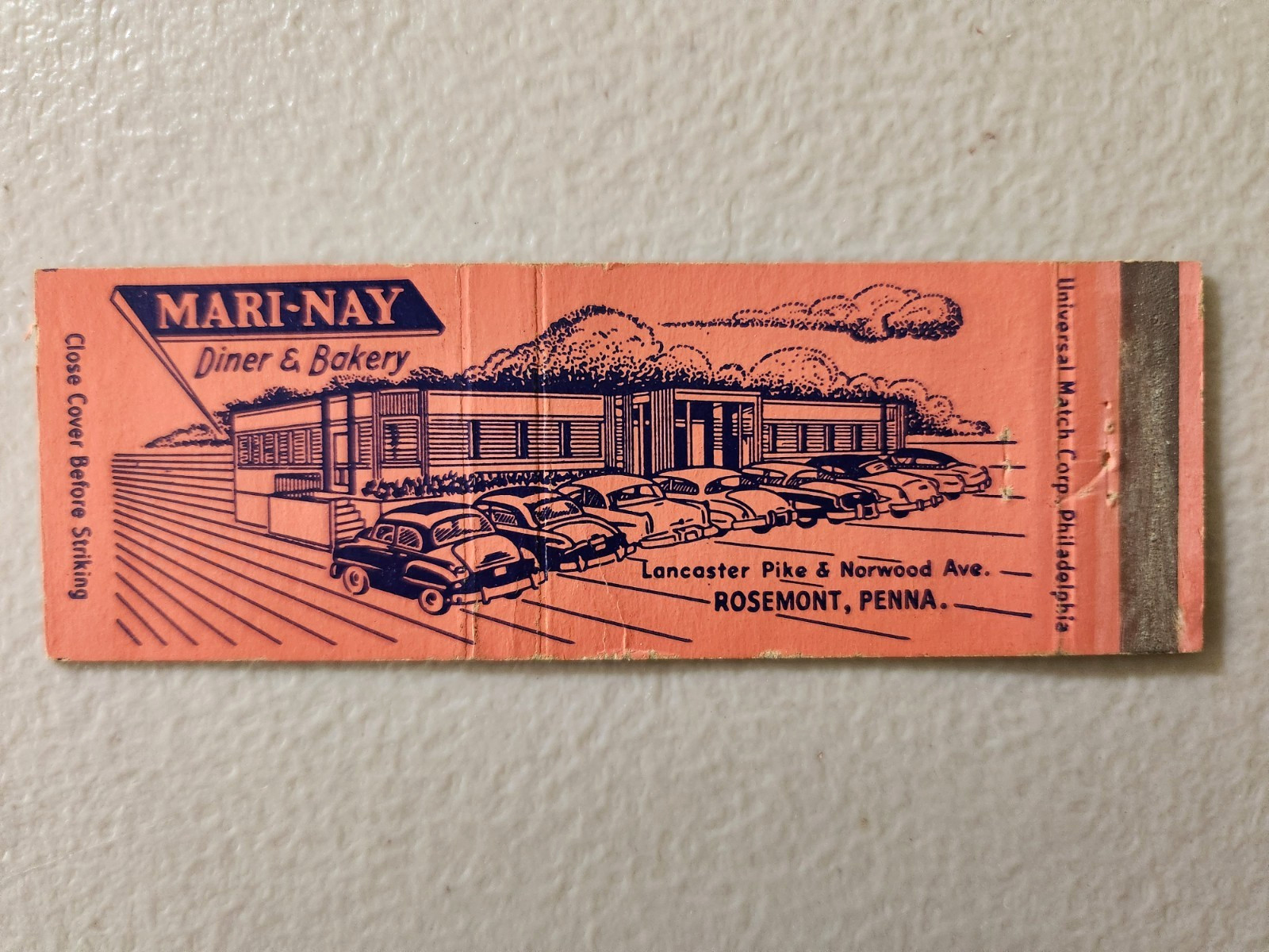 Mari-Nay Diner Rosemont Pennsylvania Full Length Matchbook Cover.