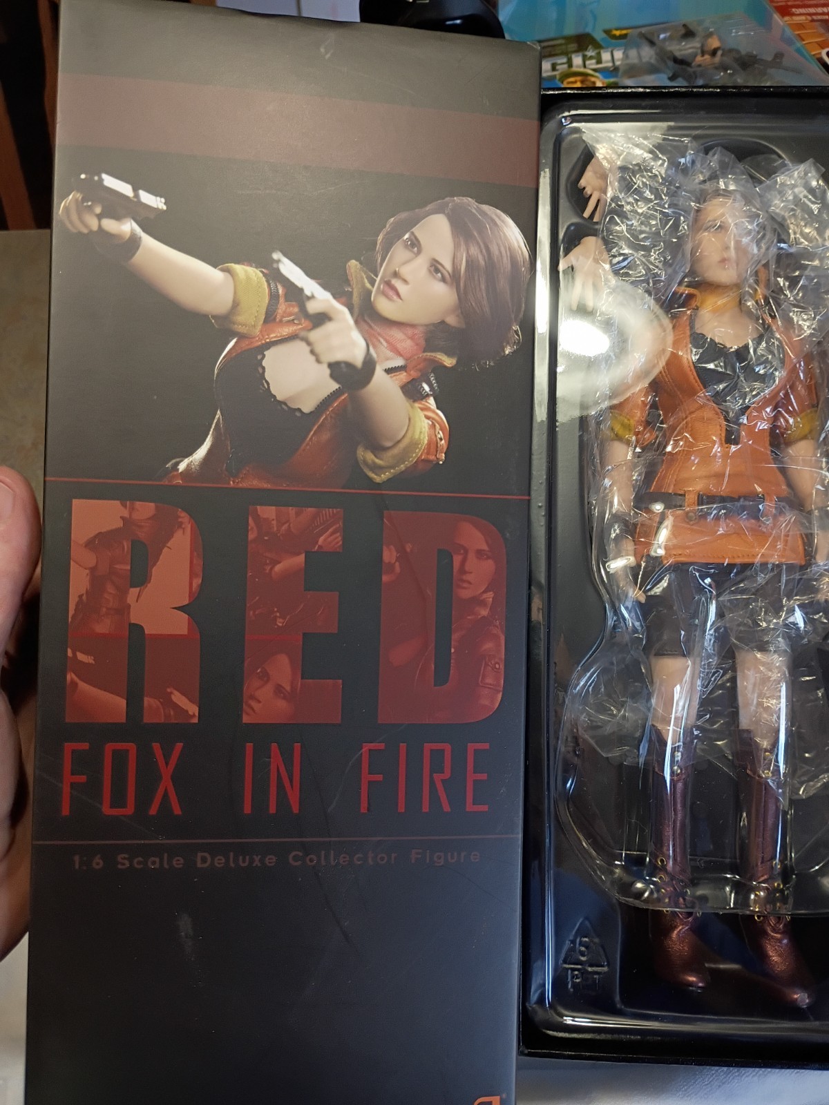 TBLeague Phicen Red Fox in Fire Deluxe 1/6 Scale Action Female figure