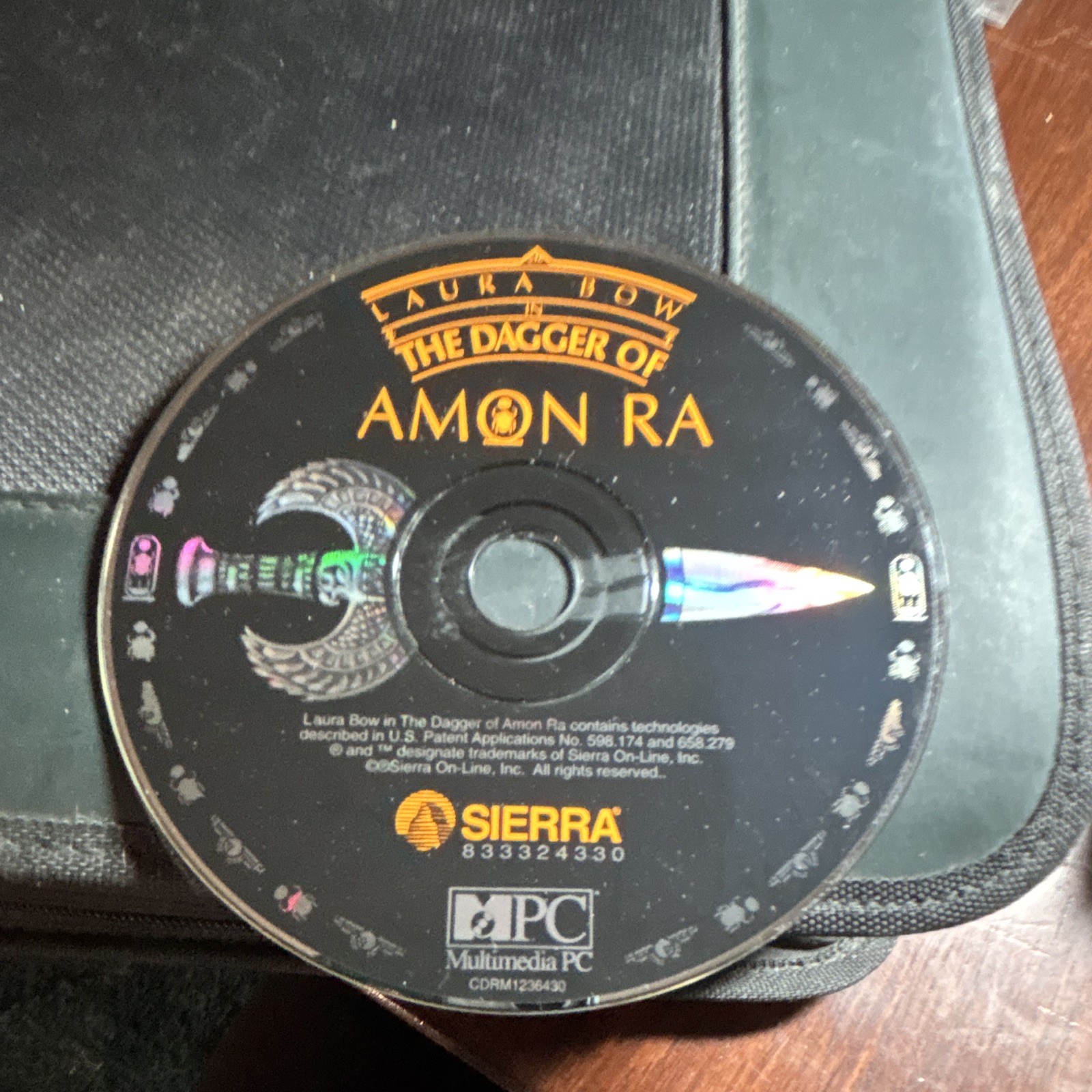 Sierra Laura Bow: The Dagger of Amon Ra PC Manual Included Adventure NR 1992