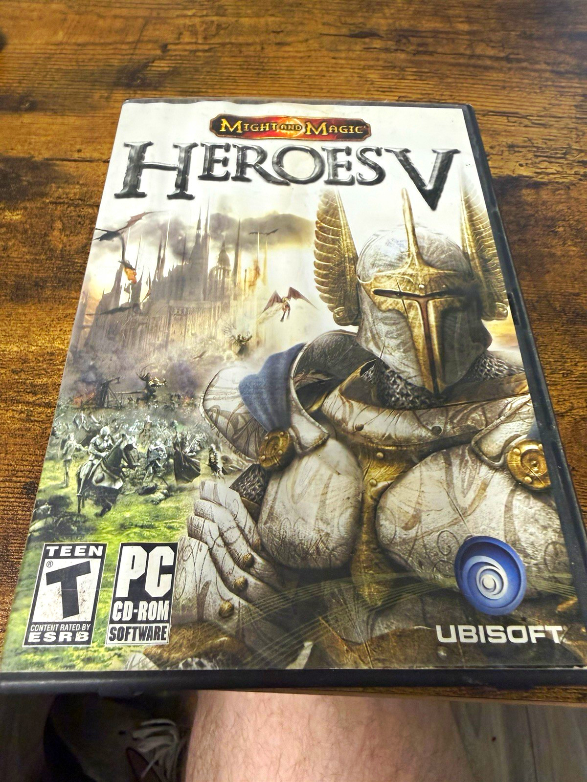 Ubisoft Might and Magic Heroes V 4-Disc Set w/Manual Case PC NTSC 2006 T