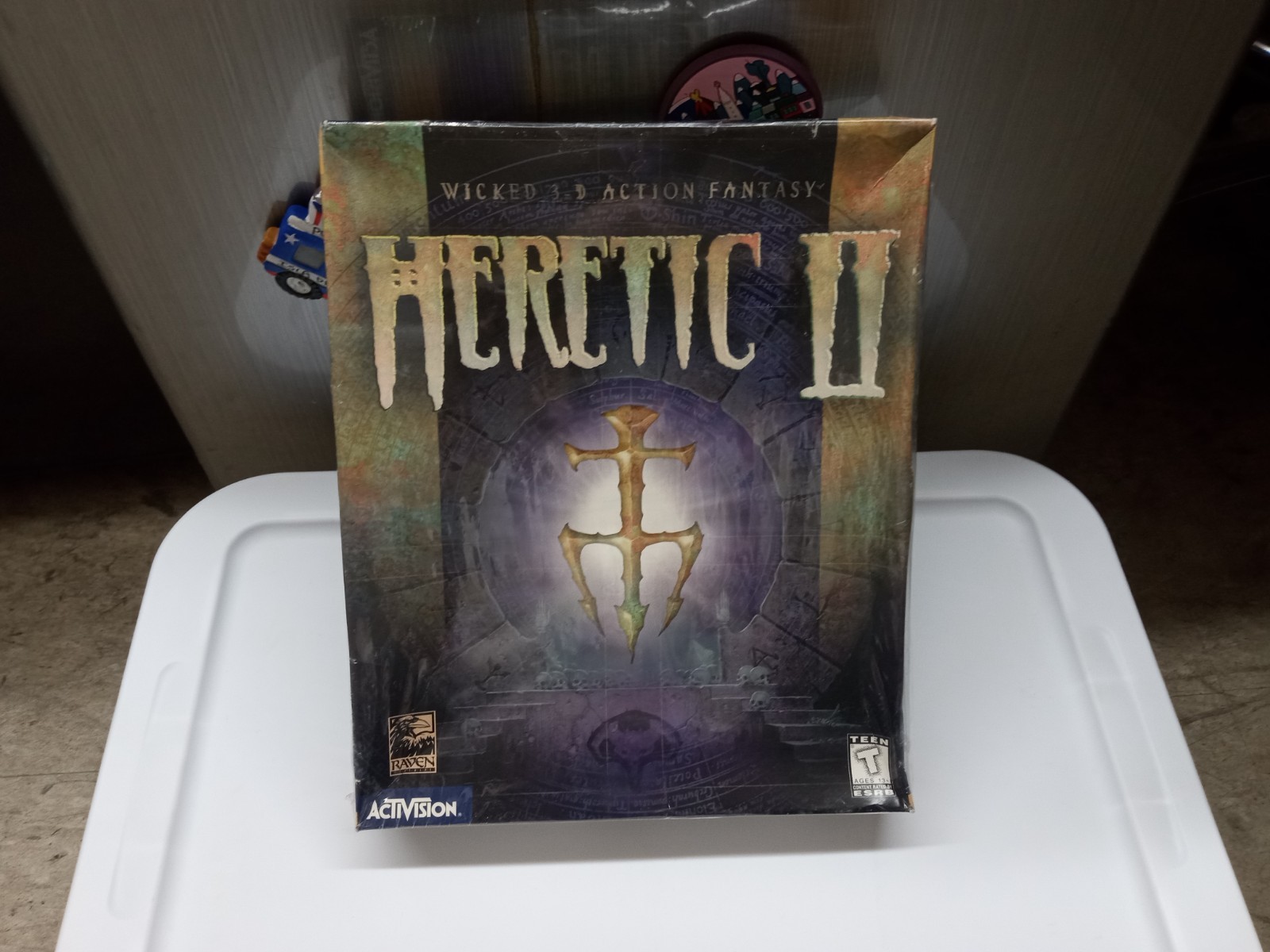 SEALED Heretic II PC Big Box Game Activision Windows 95 98 Action Fantasy Raven