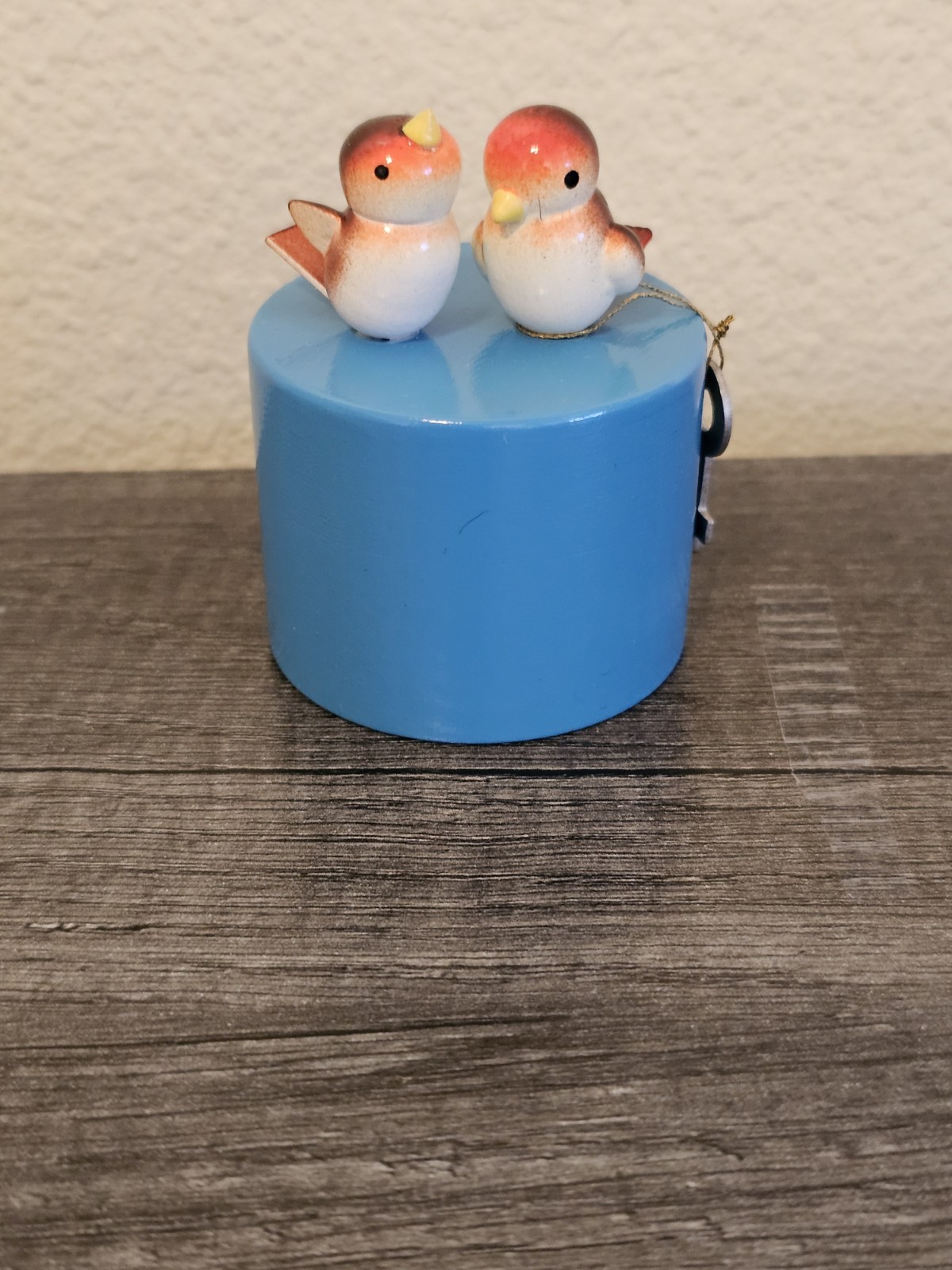 VTG Adorable German Mini Bank With Key Adorable Birds NS