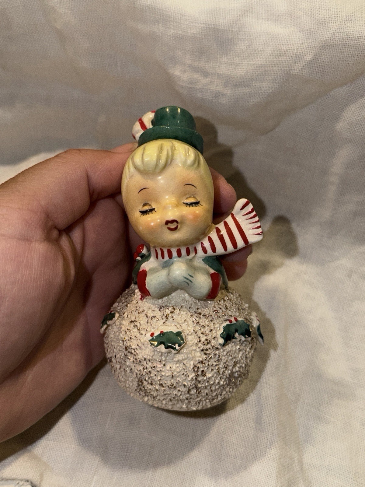 Vintage GEO Z LEFTON “KISSING GIRL SNOWBALL” CHRISTMAS BELL FIGURINE Japan
