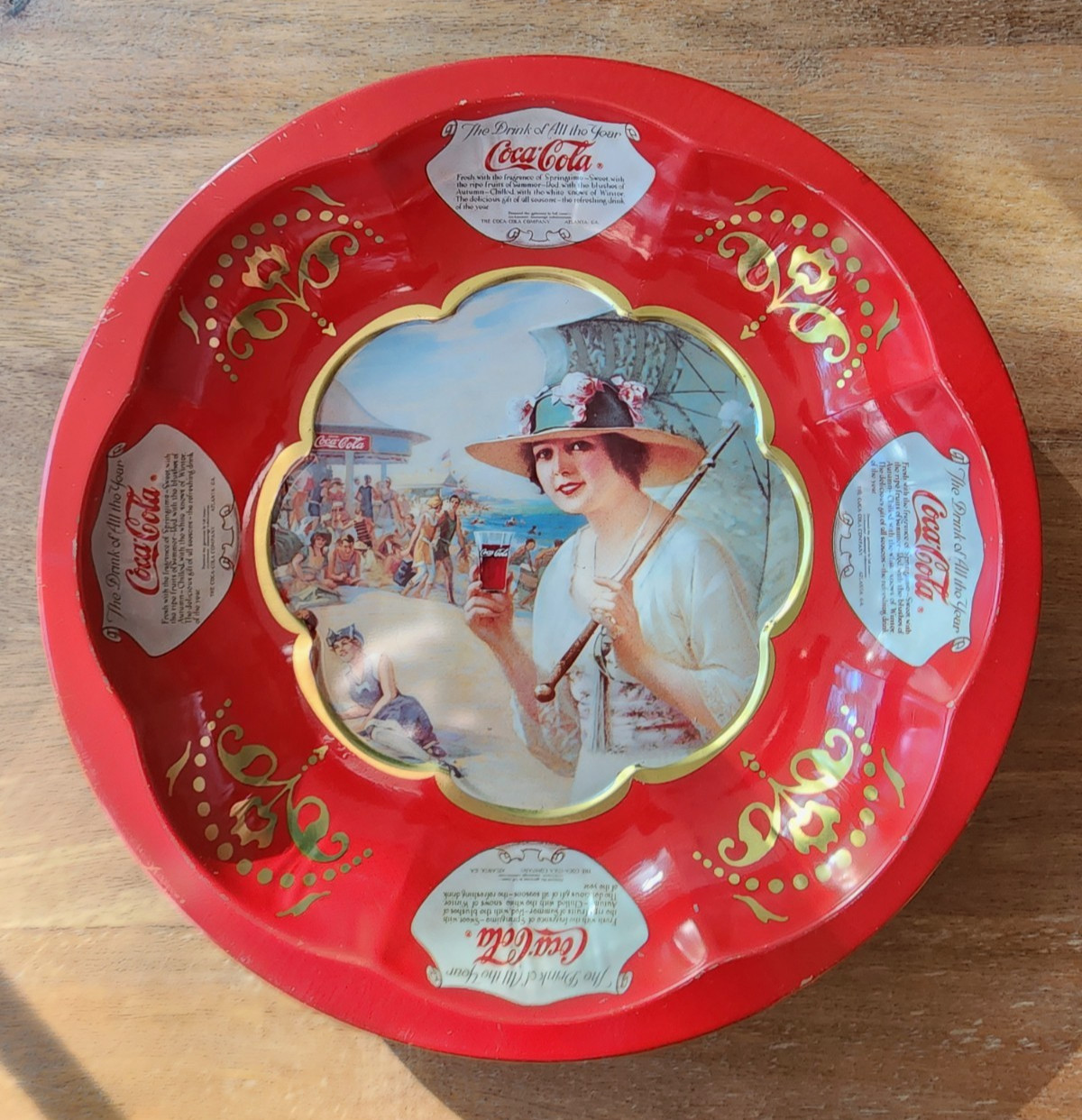 Vintage 1993 Coca Cola Tin Tray Beach Woman Parasol The World of Coke 10\