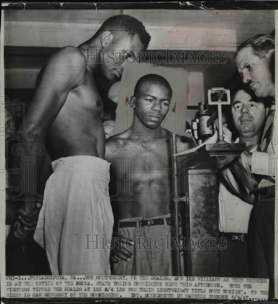 1941 Press Photo Bob Montgomery, Ike Williams weigh in at Philadelphia bout