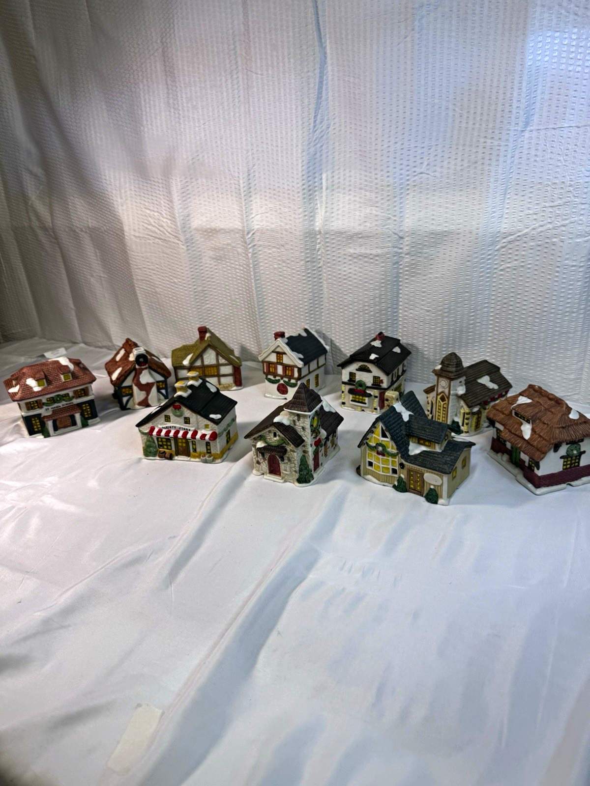Vintage Miniature Ceramic Christmas Village Houses Buildings Lot of 10 VT1336