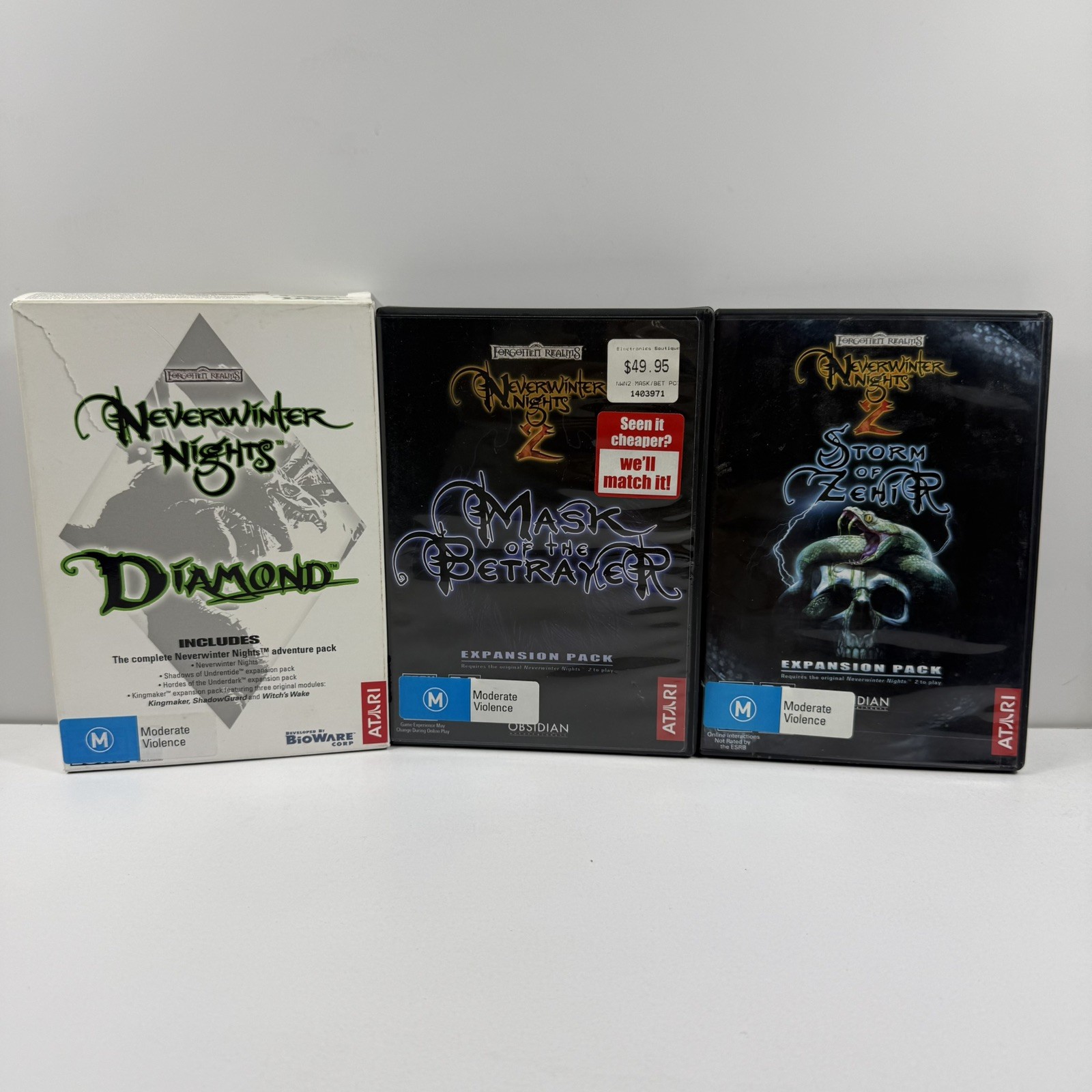 Neverwinter Nights 2 Storm Of Zehir,Mask Of The Betrayer & Diamond  big box PC