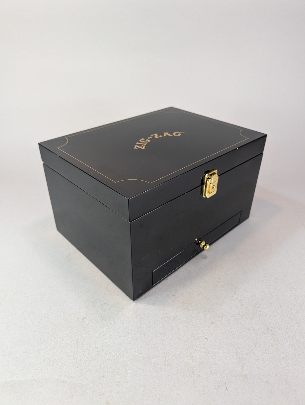 Zig Zag 1k Gold Box Storage BOX ONLY