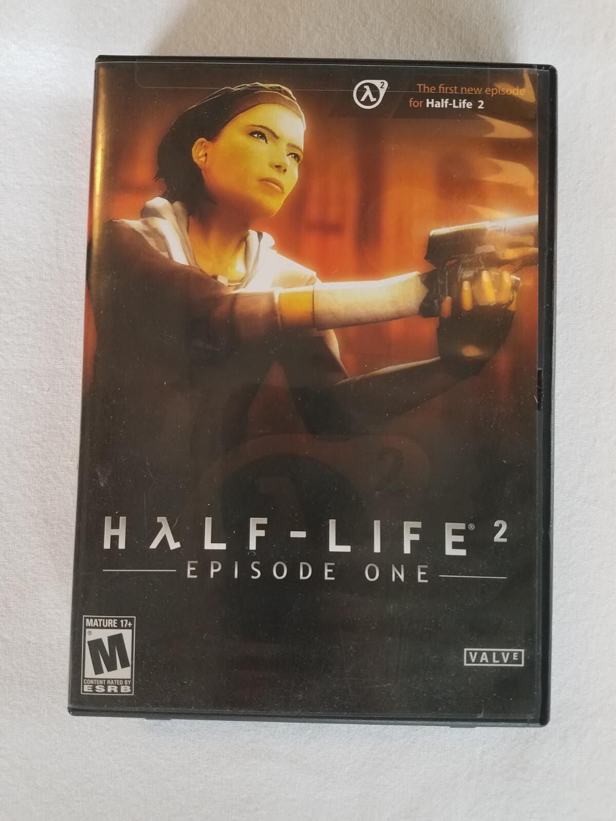 Half-Life 2 Episode 1 Valve PC DVD-ROM Y2K Games 2006 First Person Shooter