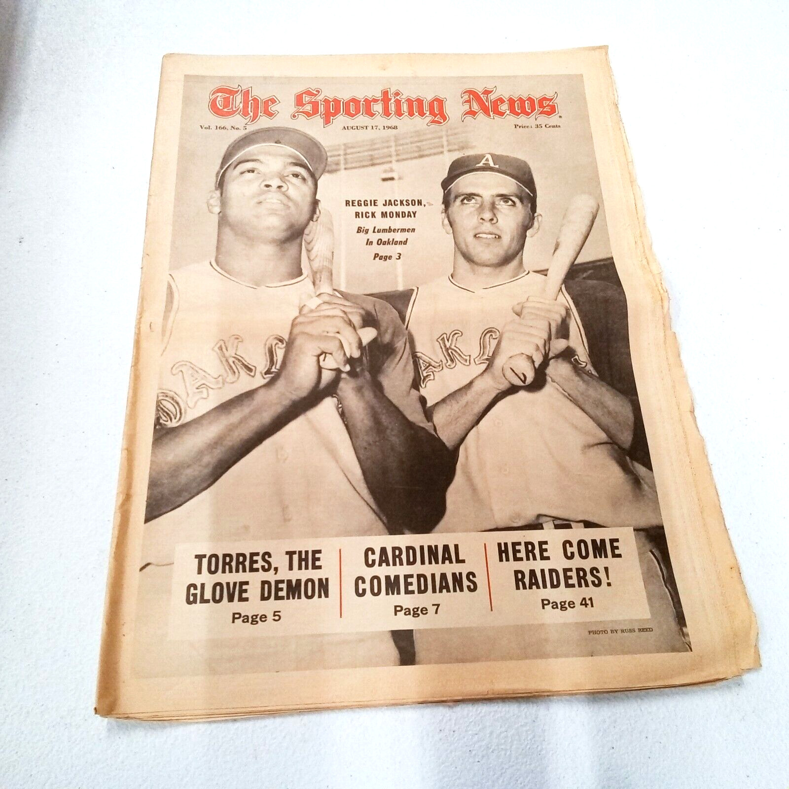 The Sporting News Newspaper Aug. 17 1968 Reggie Jackson Rick Monday Oakland A's