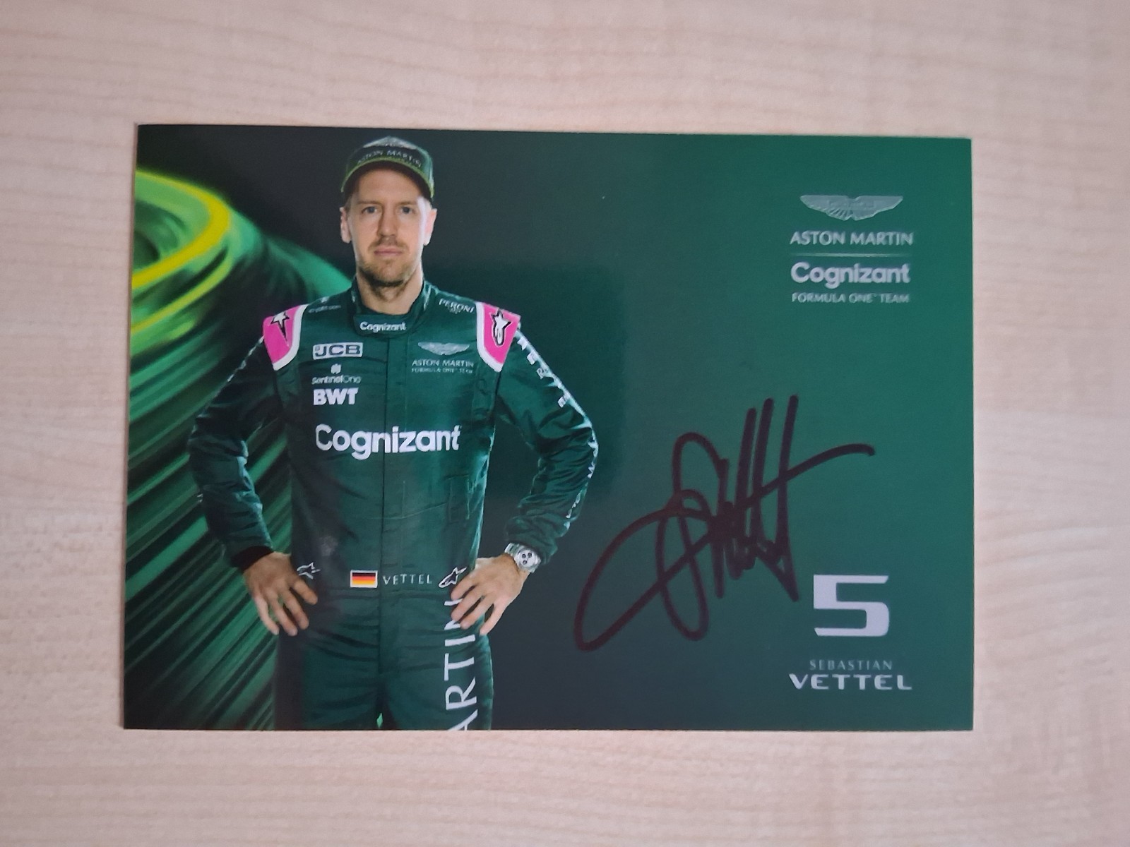 Sebastian Vettel Original Autograph Card Aston Martin F1 2021 / ORIGINAL SIGNED