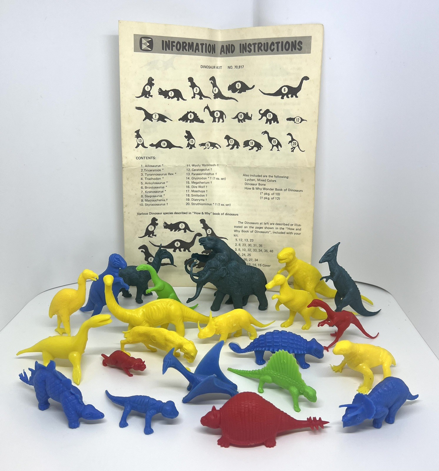 Vintage 1960s MPC Dinosaur Kit No.70,817 Plastic Figs w/ Original Instructions 