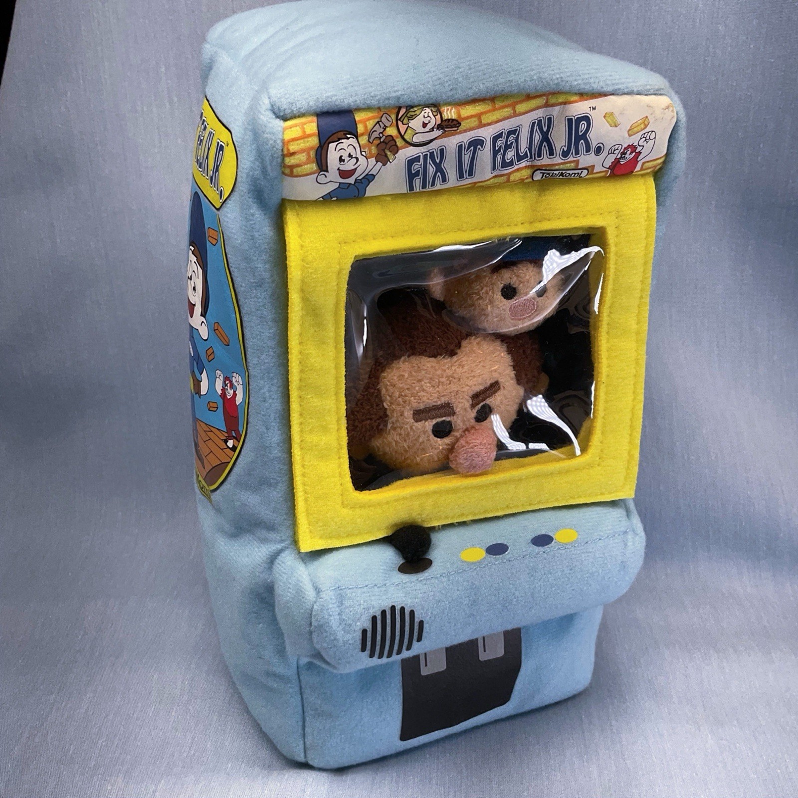 Disney Wreck-It Ralph Fix-it Felix Jr Arcade Cabinet Tsum Tsum Plush