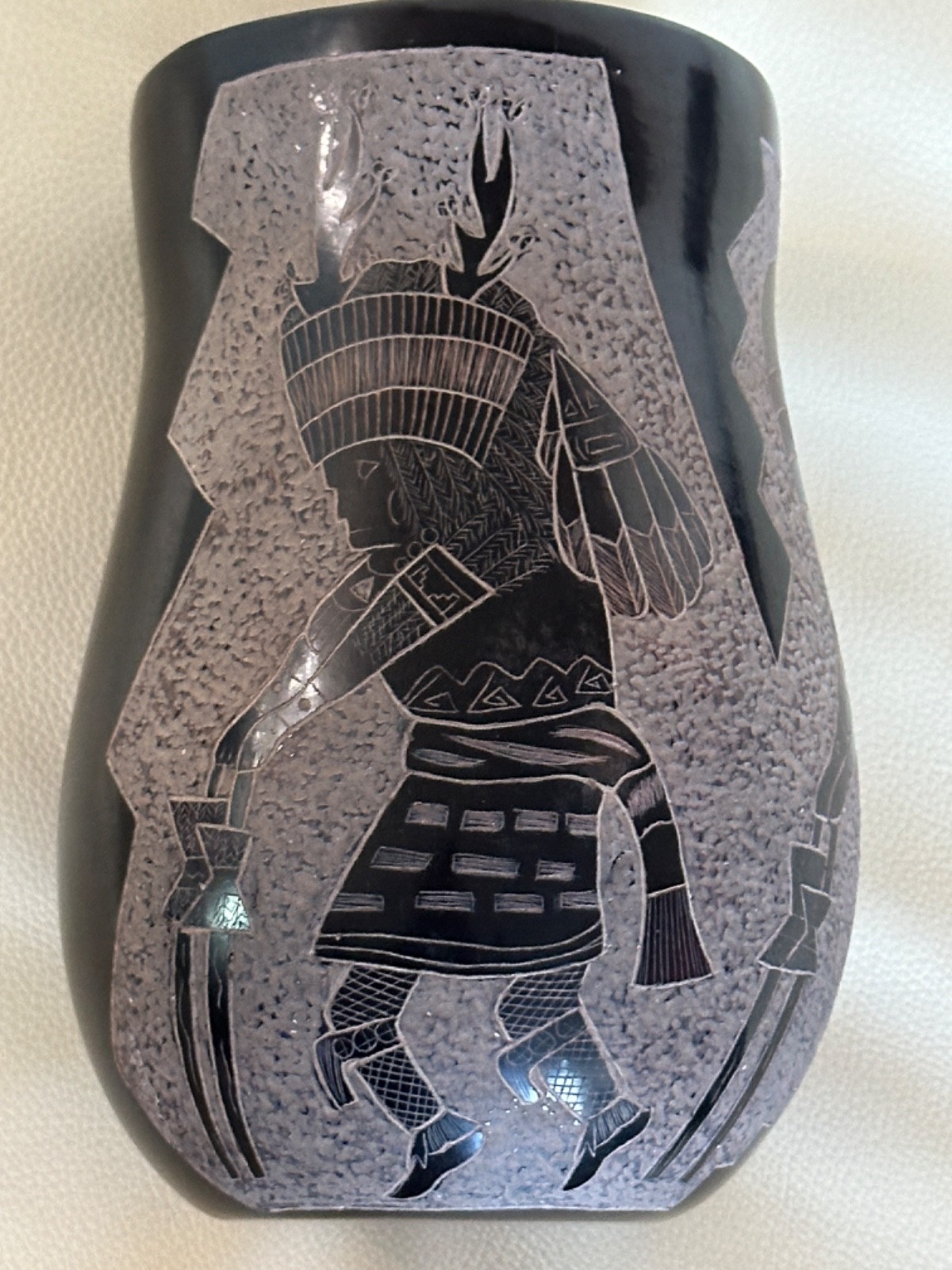 DAN TAFOYA Vintage Santa Clara Pueblo Pottery BUFFALO/DEER/ RAM DANCER 8.5\