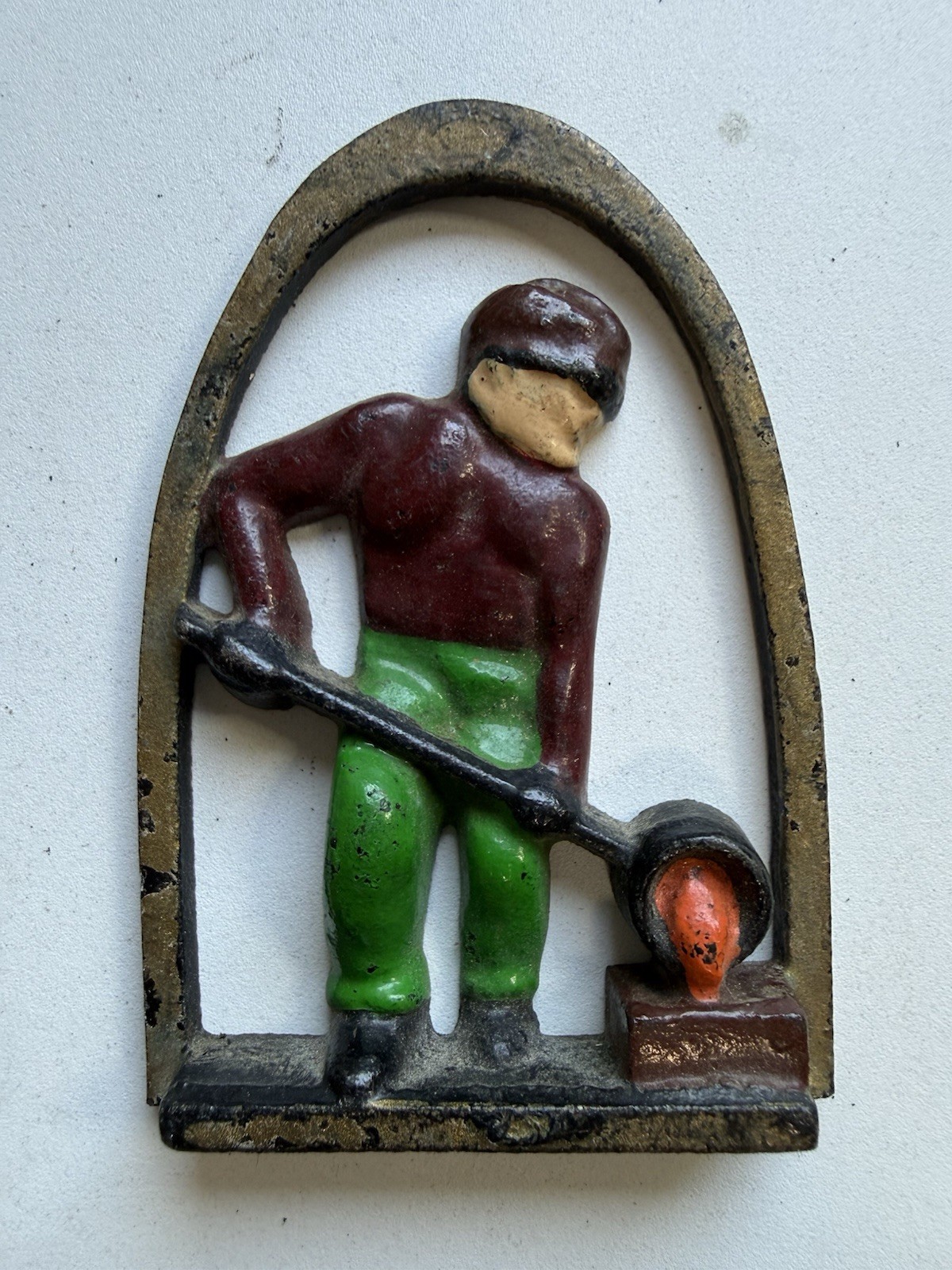 Vintage Cast Iron Foundry Worker Pouring Molten Metal Miniature Plaque 4”