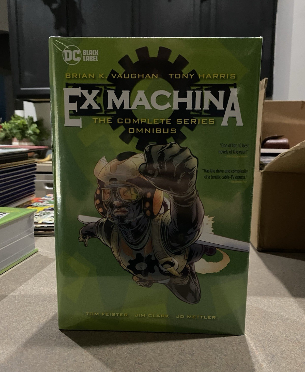 DC Black Label Ex Machina Complete Series Omnibus (Brian K. Vaughan)