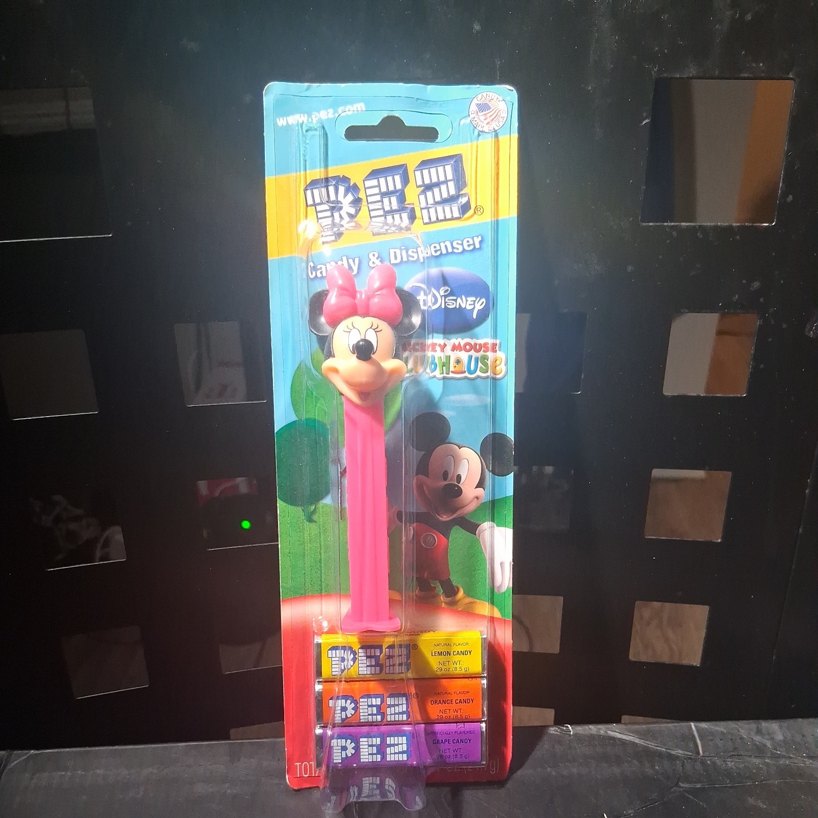 2006 New Pez Micky Mouse Clubhouse w/ Mini Mouse  on Euro Disney Card