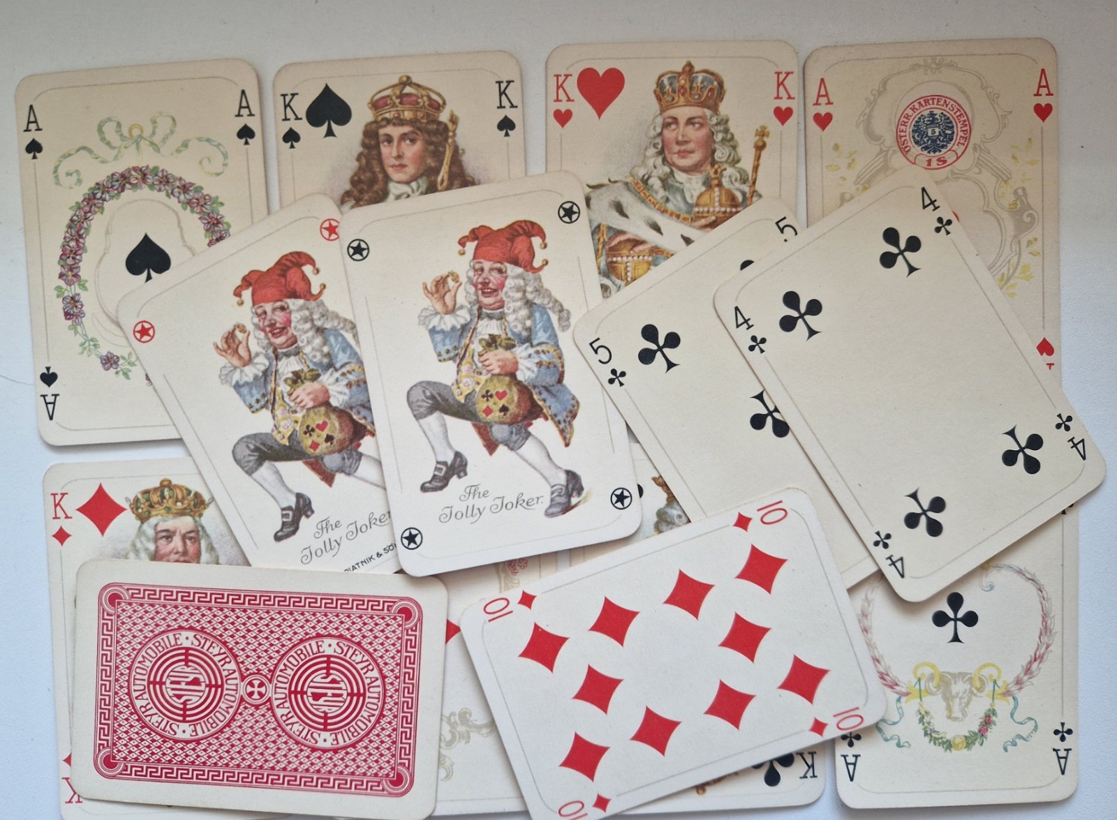 collectibles Antique 1920 Piatnik 54 playing cards good condition