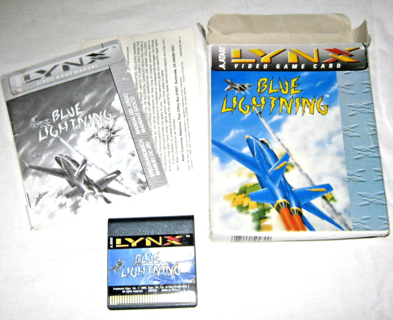 Atari Lynx II Handheld Game BLUE LIGHTNING w/box & Instructions Excellent Works